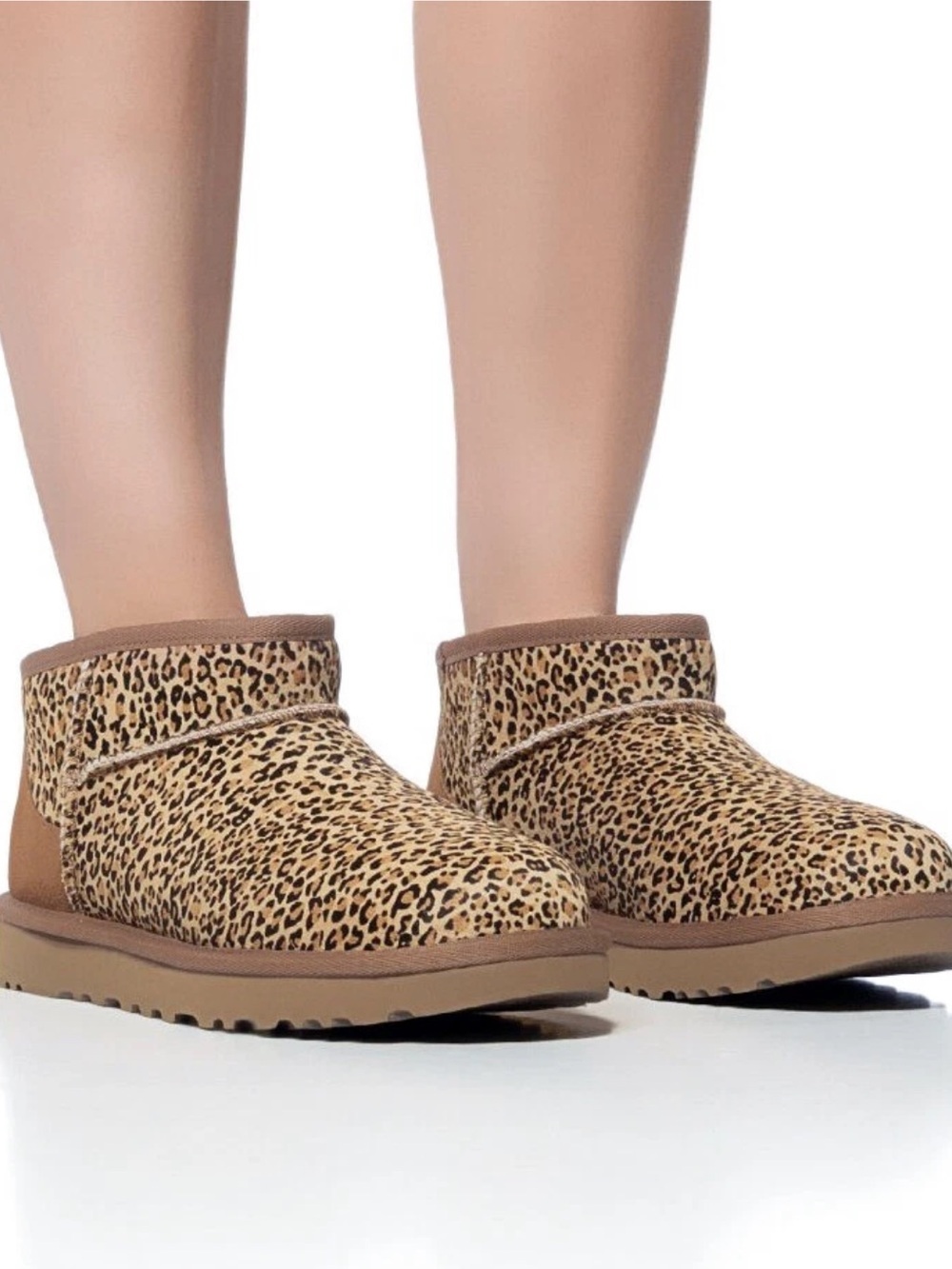 New! 100% Authentic UGG Classic Ultra Mini Speckles Chestnut Women's Boots Sz 10